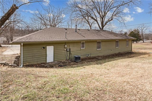306 E 165th Street, Belton, MO 64012