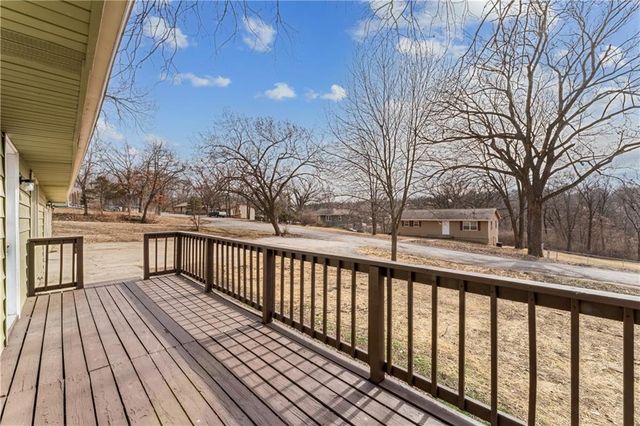 306 E 165th Street, Belton, MO 64012