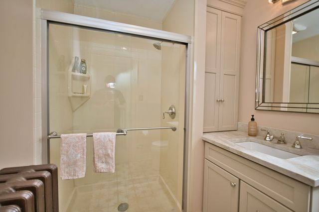 104 N Julian Street, Naperville, IL 60540