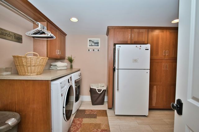 104 N Julian Street, Naperville, IL 60540