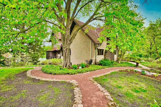 104 N Julian Street, Naperville, IL 60540