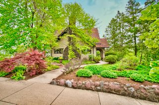 104 N Julian Street, Naperville, IL 60540