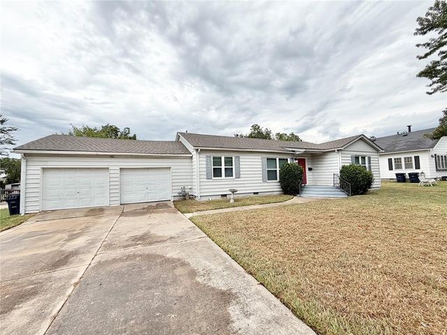 118 W Franklin Street, Shawnee, OK 74804