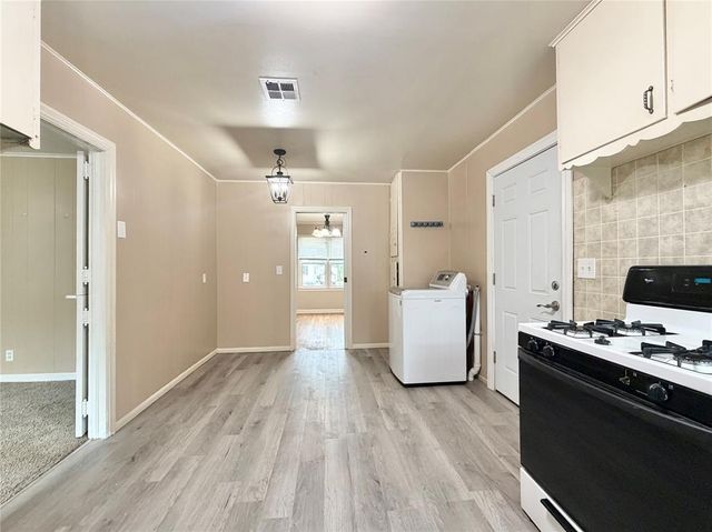 118 W Franklin Street, Shawnee, OK 74804