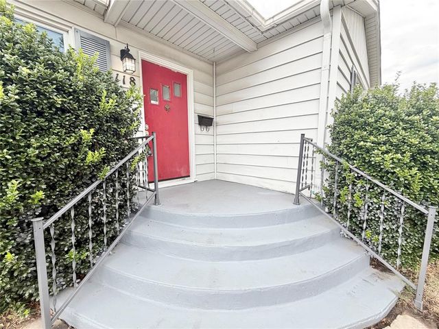 118 W Franklin Street, Shawnee, OK 74804