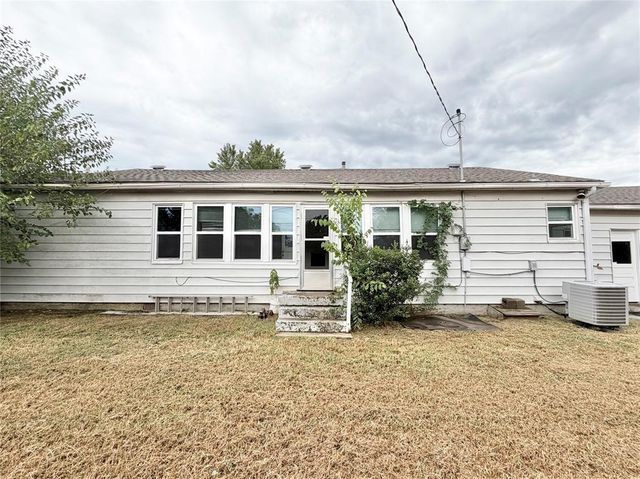 118 W Franklin Street, Shawnee, OK 74804