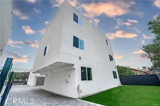 16000 S Vermont, Gardena, CA 90247