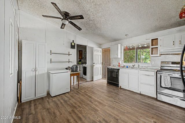 8595 N PALO VERDE Road, Florence, AZ 85132