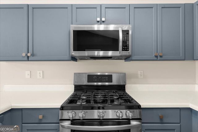 203 Bainbridge Way, Dallas, GA 30132