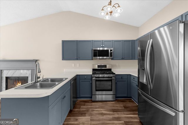 203 Bainbridge Way, Dallas, GA 30132