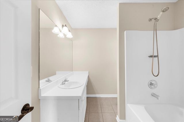 203 Bainbridge Way, Dallas, GA 30132