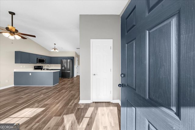 203 Bainbridge Way, Dallas, GA 30132