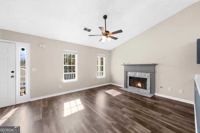 203 Bainbridge Way, Dallas, GA 30132