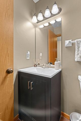 14309 Bedford Drive, Eden Prairie, MN 55346
