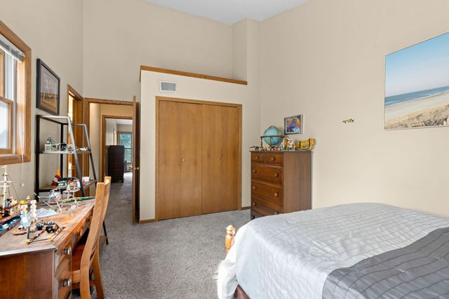 14309 Bedford Drive, Eden Prairie, MN 55346