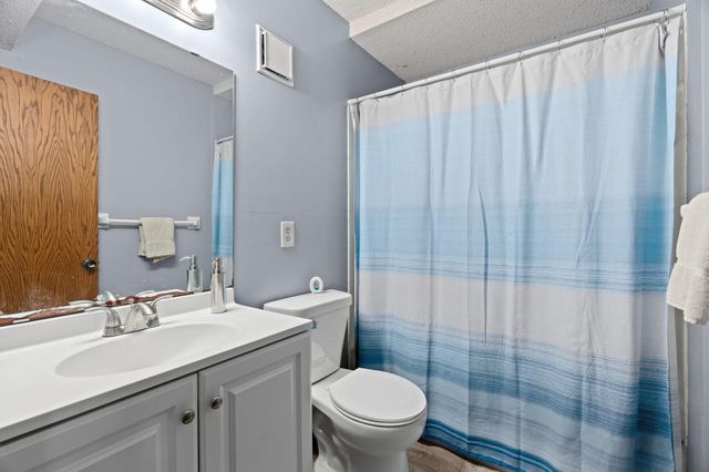 14309 Bedford Drive, Eden Prairie, MN 55346