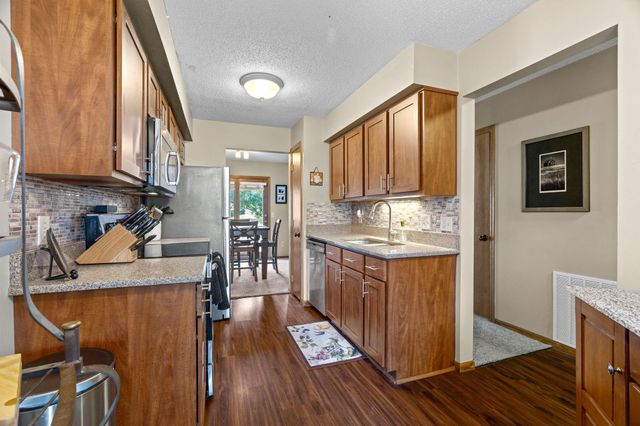 14309 Bedford Drive, Eden Prairie, MN 55346