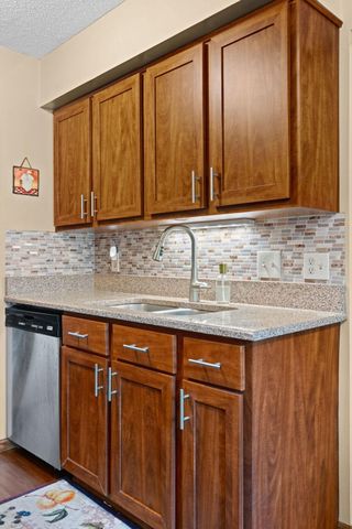 14309 Bedford Drive, Eden Prairie, MN 55346