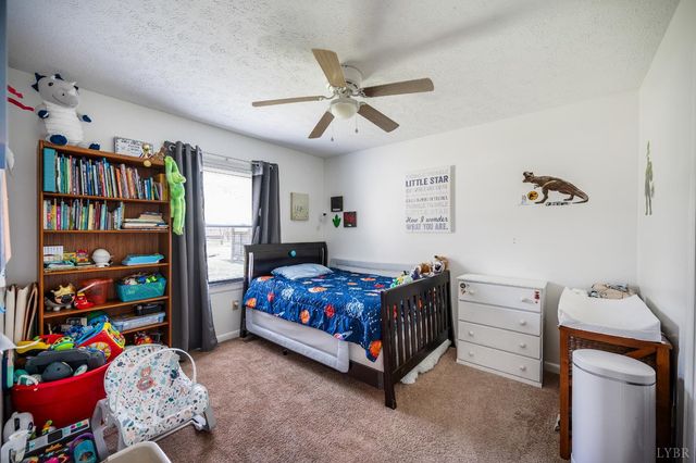 2050 Hawkins Mill Road, Lynchburg, VA 24502