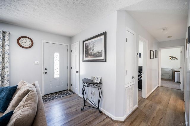 2050 Hawkins Mill Road, Lynchburg, VA 24502