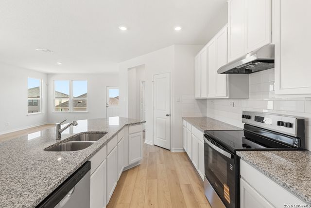 5122 BRISCOE BLUFF, Converse, TX 78109