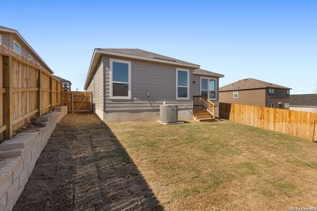 5122 BRISCOE BLUFF, Converse, TX 78109