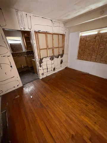 2510 Bennett Avenue, Flint, MI 48506