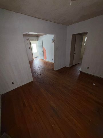 2510 Bennett Avenue, Flint, MI 48506