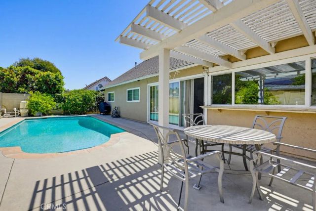 4171 Paseo De Plata, Cypress, CA 90630