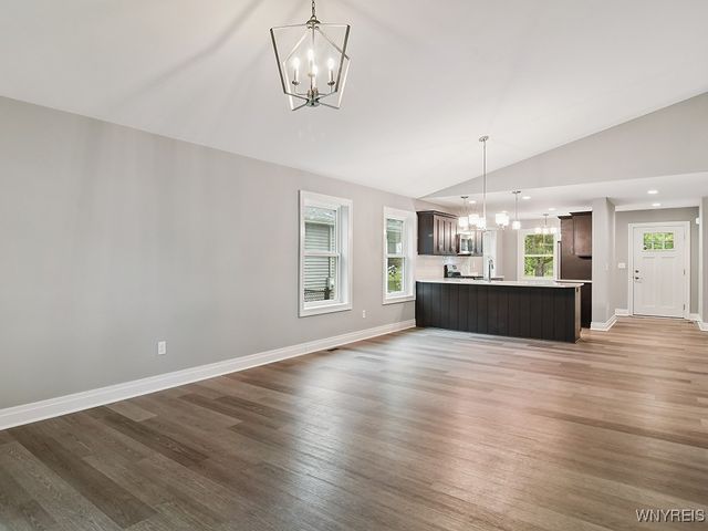 102 Brunswick Road, Lancaster, NY 14043