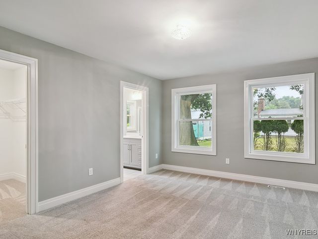 102 Brunswick Road, Lancaster, NY 14043