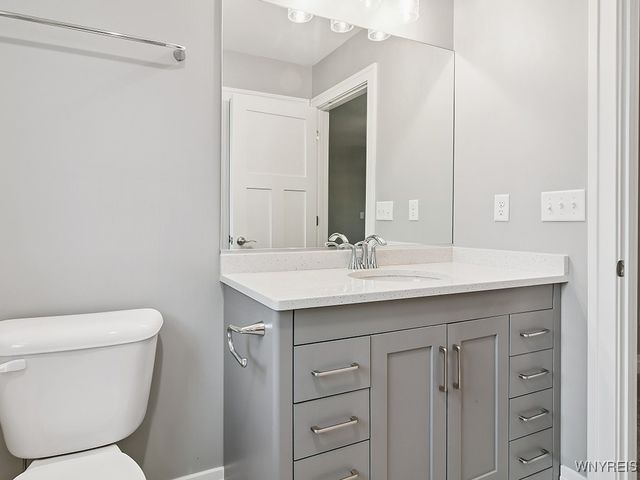 102 Brunswick Road, Lancaster, NY 14043