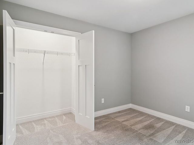 102 Brunswick Road, Lancaster, NY 14043