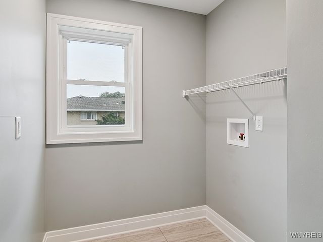 102 Brunswick Road, Lancaster, NY 14043