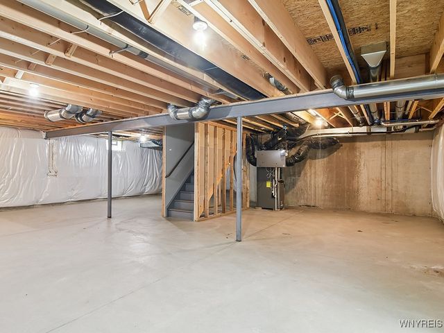 102 Brunswick Road, Lancaster, NY 14043