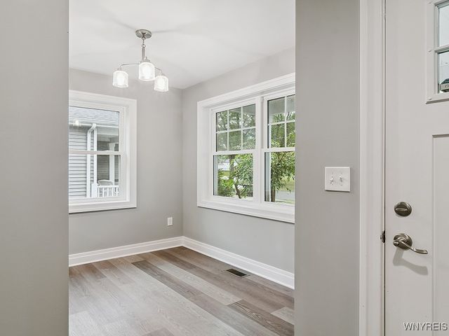 102 Brunswick Road, Lancaster, NY 14043