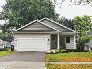 102 Brunswick Road, Lancaster, NY 14043