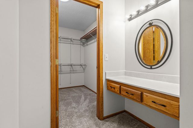 1136 Minnesota Street S, Shakopee, MN 55379