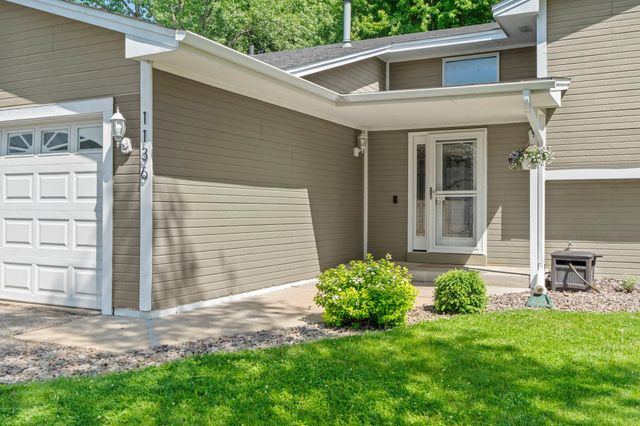 1136 Minnesota Street S, Shakopee, MN 55379