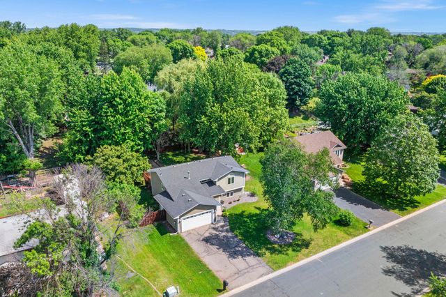 1136 Minnesota Street S, Shakopee, MN 55379