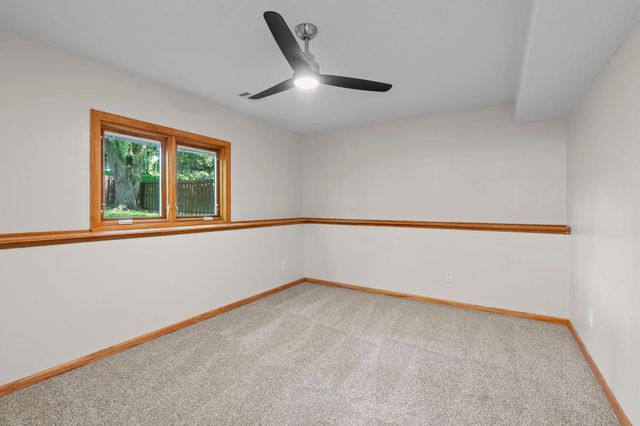 1136 Minnesota Street S, Shakopee, MN 55379