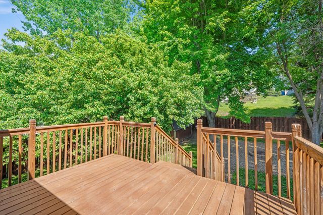 1136 Minnesota Street S, Shakopee, MN 55379