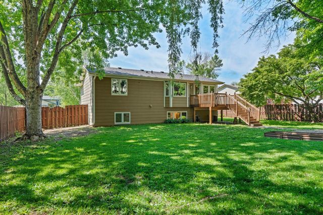 1136 Minnesota Street S, Shakopee, MN 55379