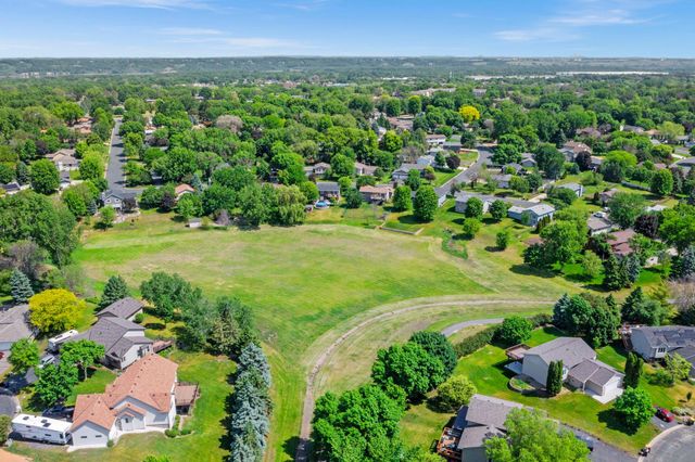 1136 Minnesota Street S, Shakopee, MN 55379
