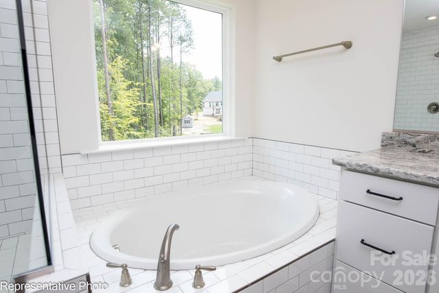 2215 Tabor Road, Sherrills Ford, NC 28673