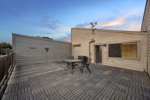 1510 Prairie Grove Drive, Houston, TX 77077