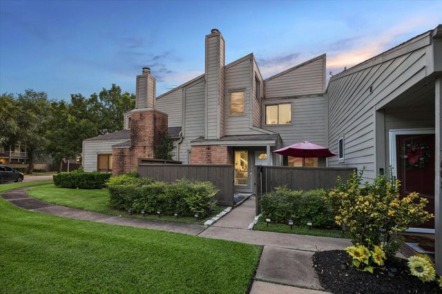 1510 Prairie Grove Drive, Houston, TX 77077