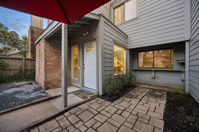 1510 Prairie Grove Drive, Houston, TX 77077