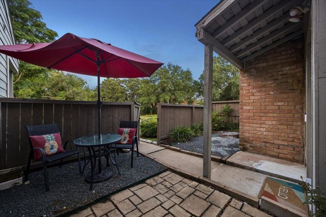 1510 Prairie Grove Drive, Houston, TX 77077