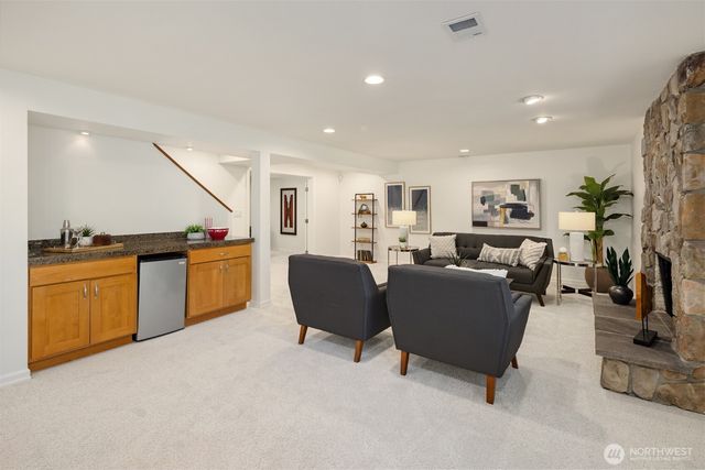 4859 86th Avenue SE, Mercer Island, WA 98040